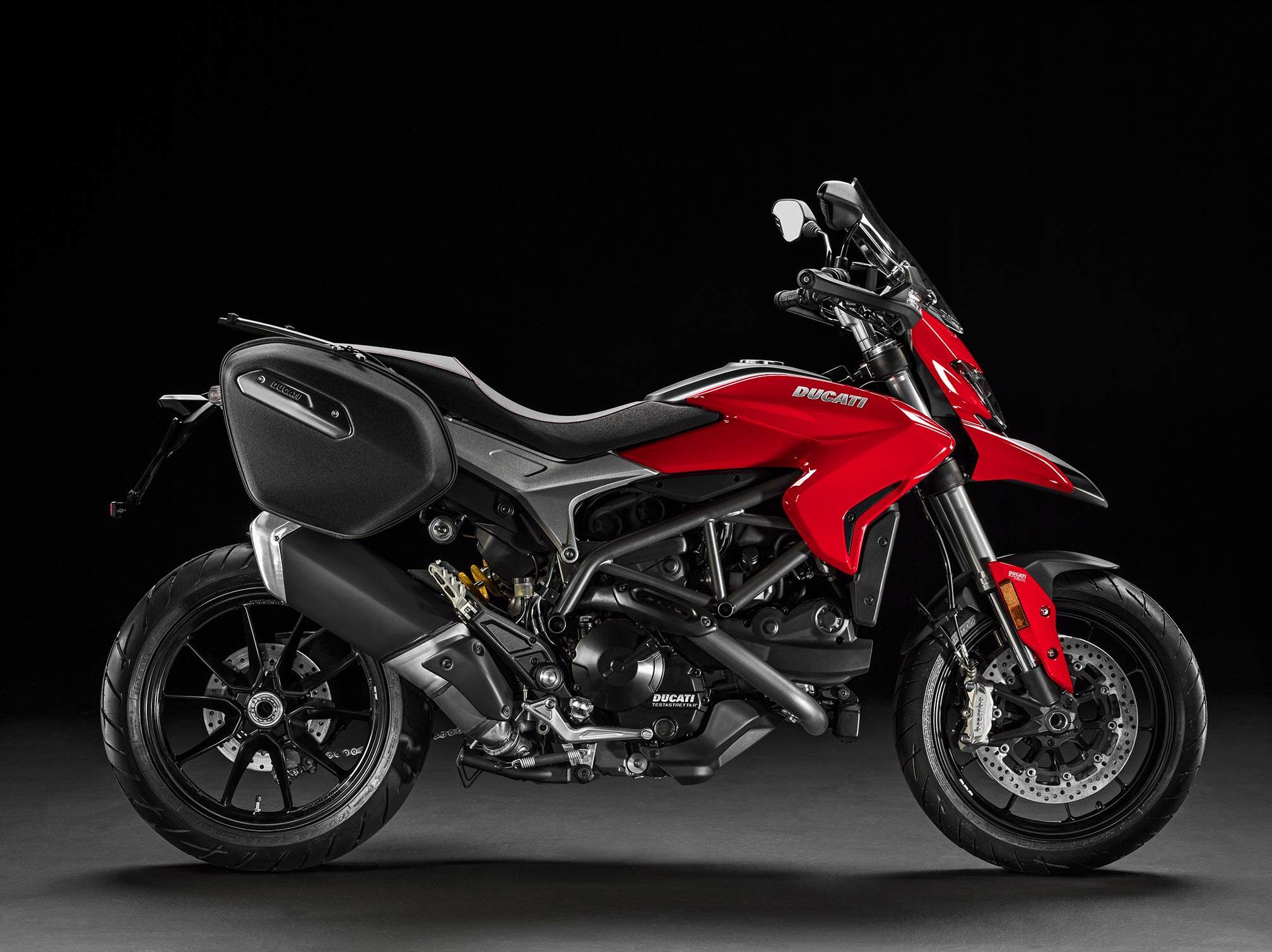 2016-Ducati-Hyperstrada-939d.jpg