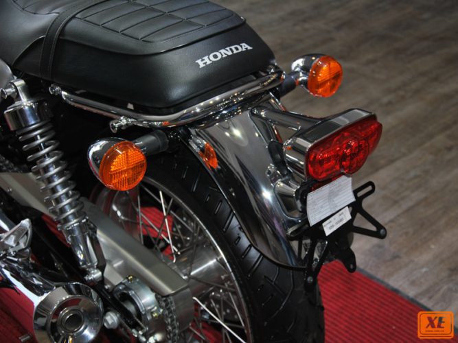 honda-cb1100-xetv-27-667x500.jpg