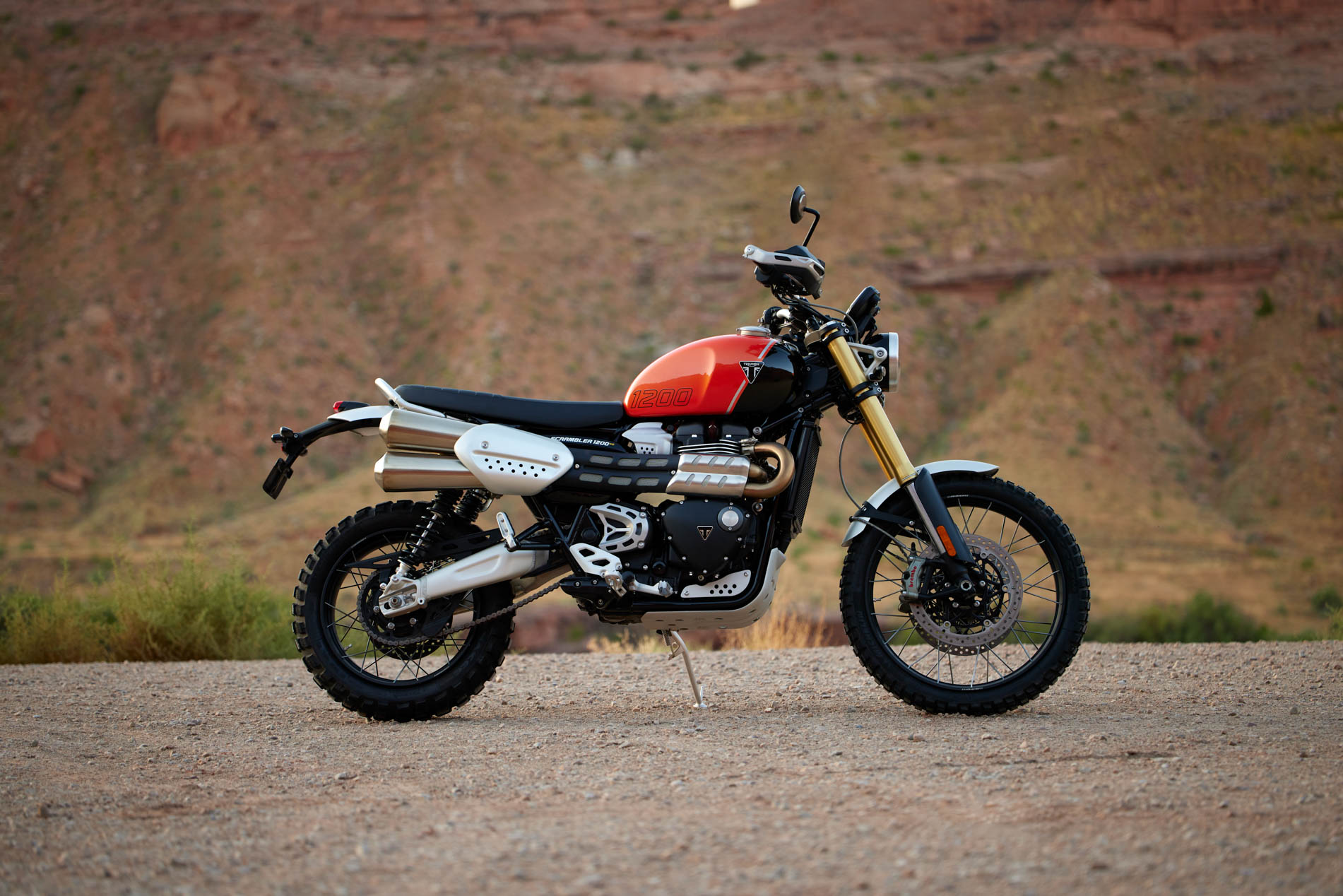 triumph-scrambler-1200-x-xe-2024-14.jpg