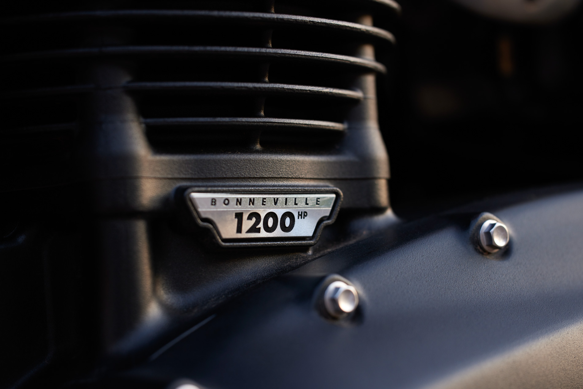 triumph-scrambler-1200-x-xe-2024-3-2.jpg