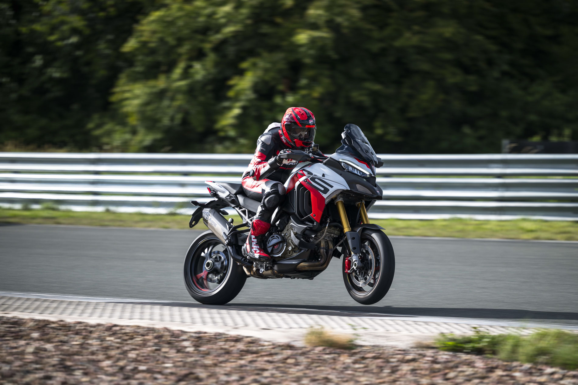 ducati-multistrada-v4-rs-2024-179.jpg