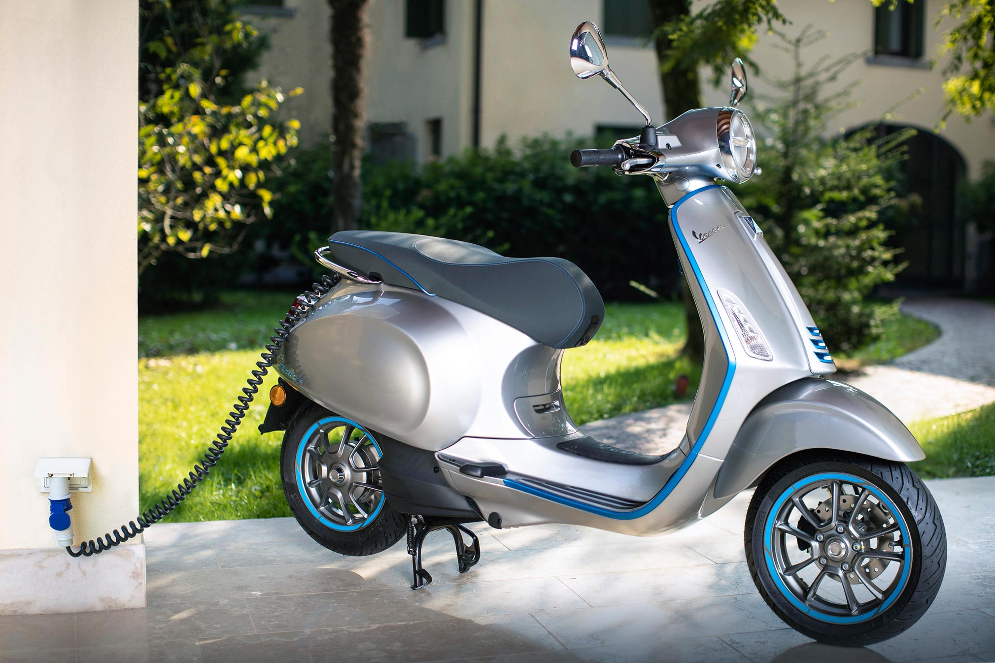 vespa-elettrica-2.jpg